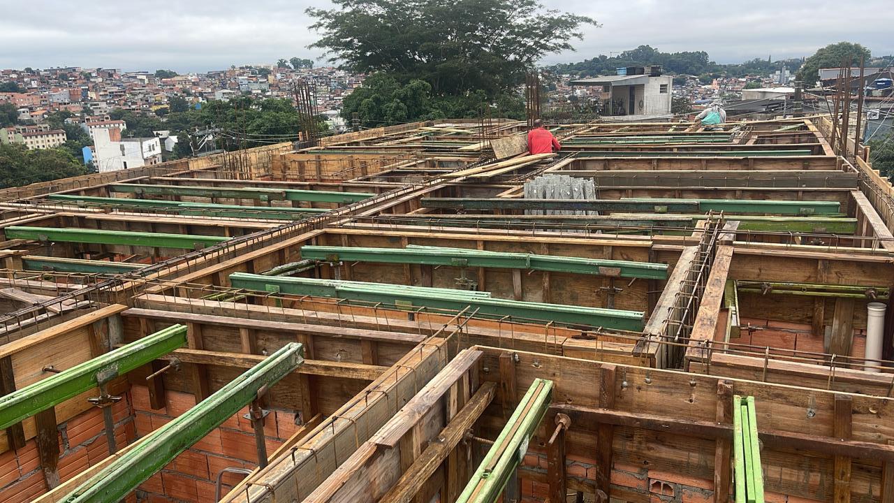 Estrutura e Formas — Obra Vertical